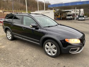 Volvo XC70  2,4 D5 4AWD - PĚKNÝ VŮZ - 5