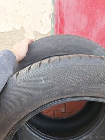 Zimní Continental 235/55 R17 103V - 5