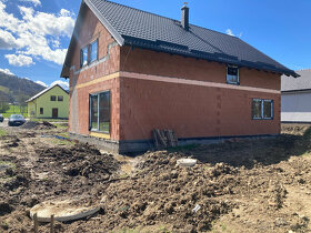 Prodej rodinného domu 195 m², pozemek 1 000 m² Hnojník - 5