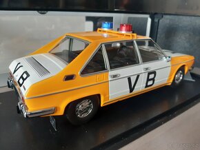 Tatra 613 - Veřejná bezpečnost 1979   1:18   Triple9 - 5