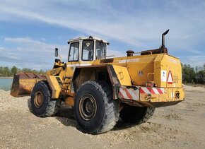 Liebherr L551 kolesový nakladač - 5