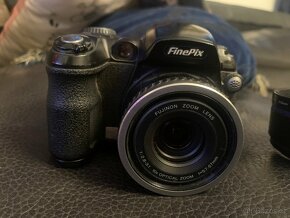 Prodam Finepix S5000. - 5