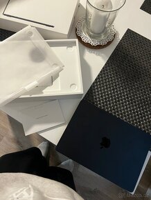 Macbook Air M3 2024 13' Temne inkoustový - Nový - 5