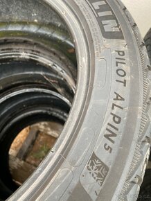 Zimní pneu 245/45/R18 Michelin - 5