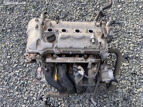 Toyota Avensis T27 motor 1.8 Valvematic - 5