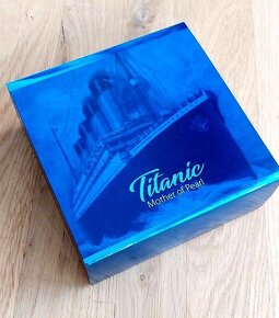 TITANIC 110 let, stříbrná mince 5 oz Perleť ANTIQUE FINISH - 5