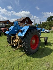 Traktor veterán Zetor 25k - 5