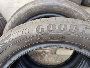 17"sada letních pneu Goodyear 205/55/17 = 2000Kč/4ks - 5