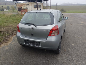 Toyota Yaris 1.0 51Kw RV.2006 - 5