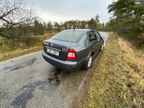 TOP ŠKODA OCTAVIA 2004 1.6i 75KW - 5