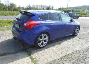 Ford Focus 2,0 ST 184 kW Serviska benzín manuál - 5