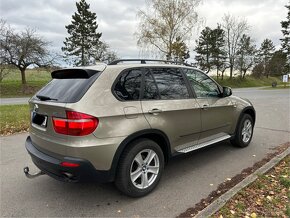 BMW x5 e70 3.0d koupené nové v ČR rok 2008 Top stav - 5