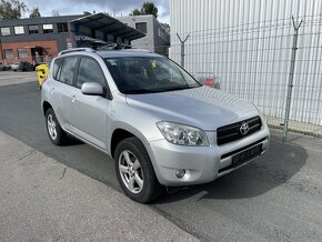 Toyota RAV4 2,2d 100kw, 4x4 - 5