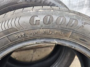 17"zánovní sada letních pneu Goodyear 215/55/17 = 6000Kč/4ks - 5