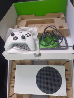 XBox Series S, ovladač, kabel, krabice, zánovní, 512 GB - 5