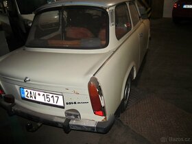 Prodám Trabant 601 L,sedan, bílomodrý. - 5