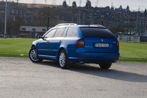 Škoda Octavia Combi 2.0 TDI RS - 5