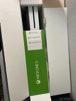 XBOX ONE S 1TB + 2x OVLADAČ + 6 HER - 5