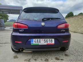 Alfa Romeo 147 - 5