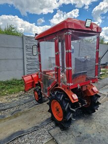 Malotraktor KUBOTA 4X4 s radlicí - 5