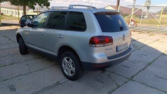 VW Touareg 2.5tdi 128kW motor BPE barva: LA7W - 5