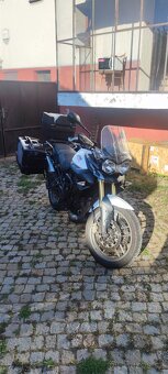 Triumph Tiger 800 - 5