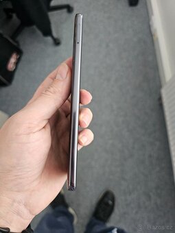 Huawei Mate 10 Pro - 6/128GB - krásný stav - 5