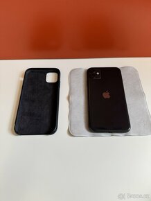 Apple iPhone 11 - 5