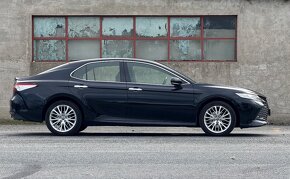 Toyota Camry 2.5 VVT-i 133kW Executive | MY2020 | 122tisKm - 5