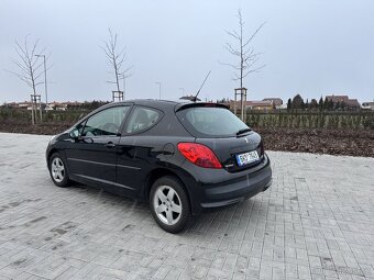 Peugeot 207 1.4 i - 5