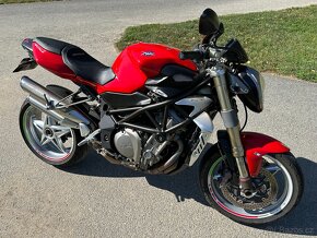 MV AGUSTA 910 Brutale - 5