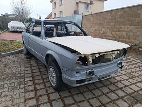 BMW E30 318i coupe - 5