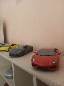 Modely 1:18 Ferrari, Lamborghini aj. - POUZE OSOBNÍ PŘEVZETÍ - 5