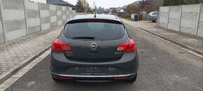 OPEL ASTRA 1.3 CDTI 70KW KLIMATRONIC R.V.8/2013 TOP STAV - 5