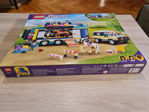 LEGO® Friends 41722 Auto s přívěsem pro koně - 5