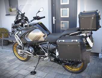 BMW R 1200 GS Adventure Triple Black - 5.600 km CZ původ - 5