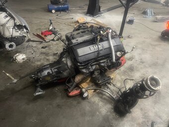 Motor m54 a převodovka BMW e46 - 5