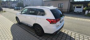 Mitsubishi Outlander - 5