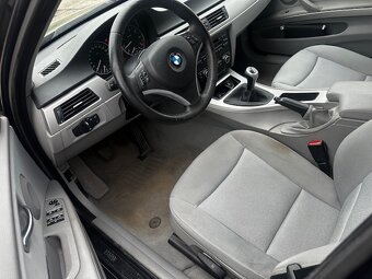 BMW e90 318i touring, r.2006, 145 000km, 1.maj., serviska - 5