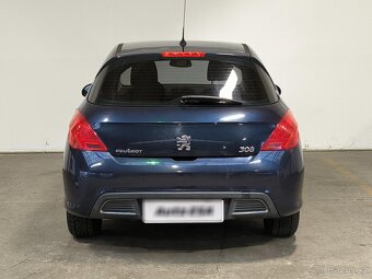 Peugeot 308 1.6VTi ,  88 kW benzín, 2010 - 5