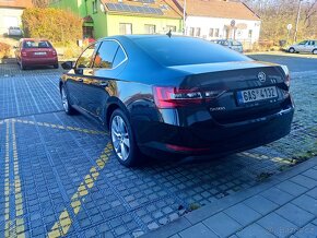 Škoda Superb 3, 2.0 TDI,110 kW DSG - 5