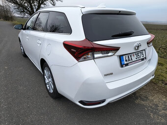 Toyota Auris Touring Sports 1.6 Valvematic 97 kW - 5