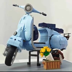 Stavebnice Vespa 125 - 5