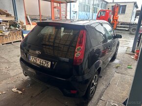 Ford Fiesta - 5