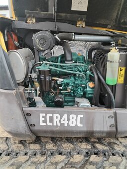 MinibagrVolvo ecr48c 5 tun - 5