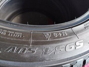 Pěkna Zimni sada TOYO 255/45r20 + 285/40r20 vzorek 7mm - 5