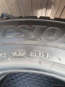 2ks 235/55/18 Bridgestone 7mm - 5