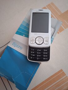 Sony Ericsson spiro - 5