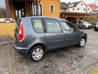 ŠKODA ROOMSTER 2009 1.4i 16v STYLE 117.000km - 5