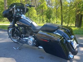 Harley Davidson Street Wide Glide - 5